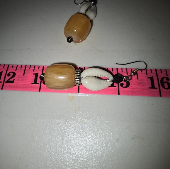 Tribal Boho Earrings with Shell Handmade 14 - Picture 2 of 2